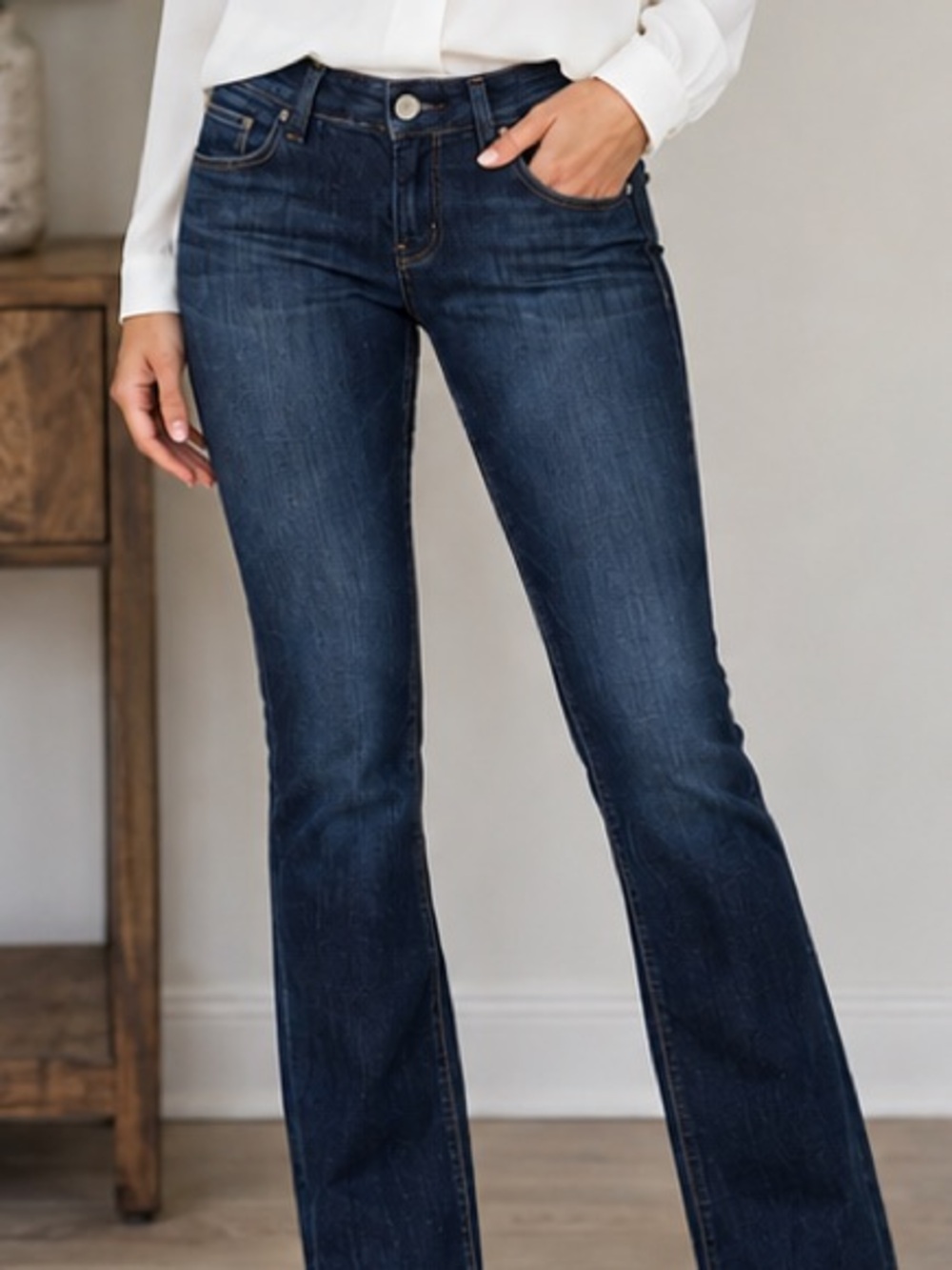 PAIGE | Dark Blue Straight-Leg Jeans | Size 27 - Picture 2 of 10